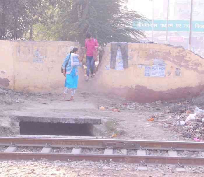 railway under bridge 