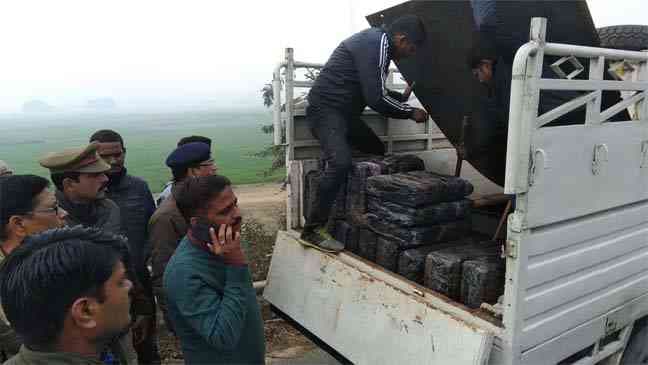 hemp found on pickup in azamgarh