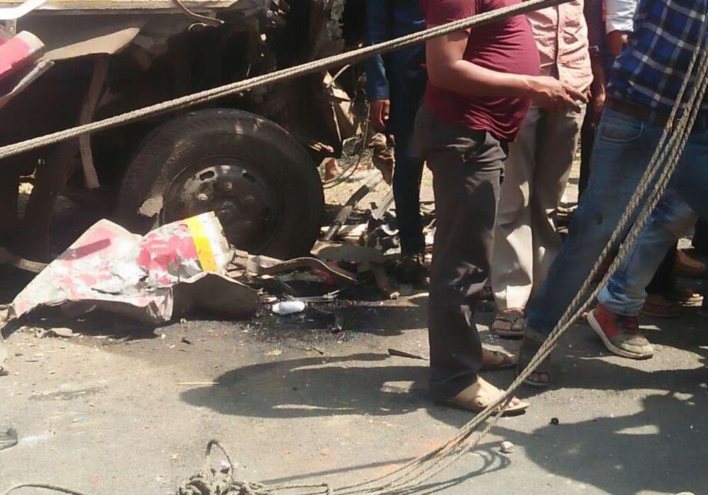 Road accident in sidhauli sitapur 