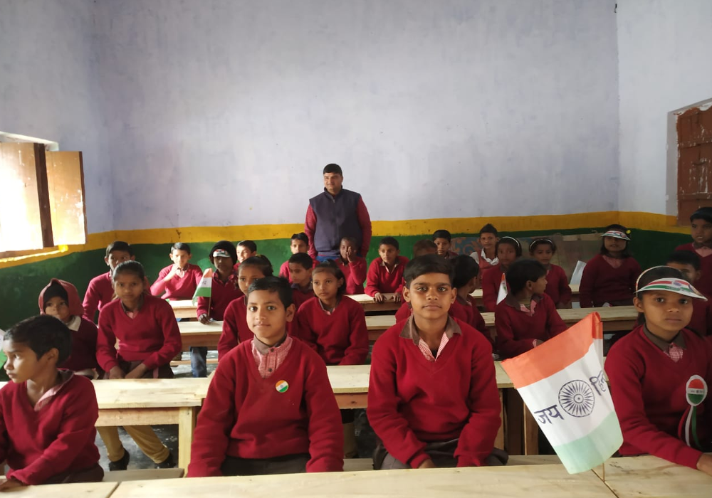 Seat Bench distribution in Primary School Munimabad Barabanki