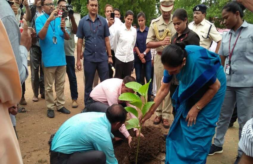 Governor in Tikamgarh