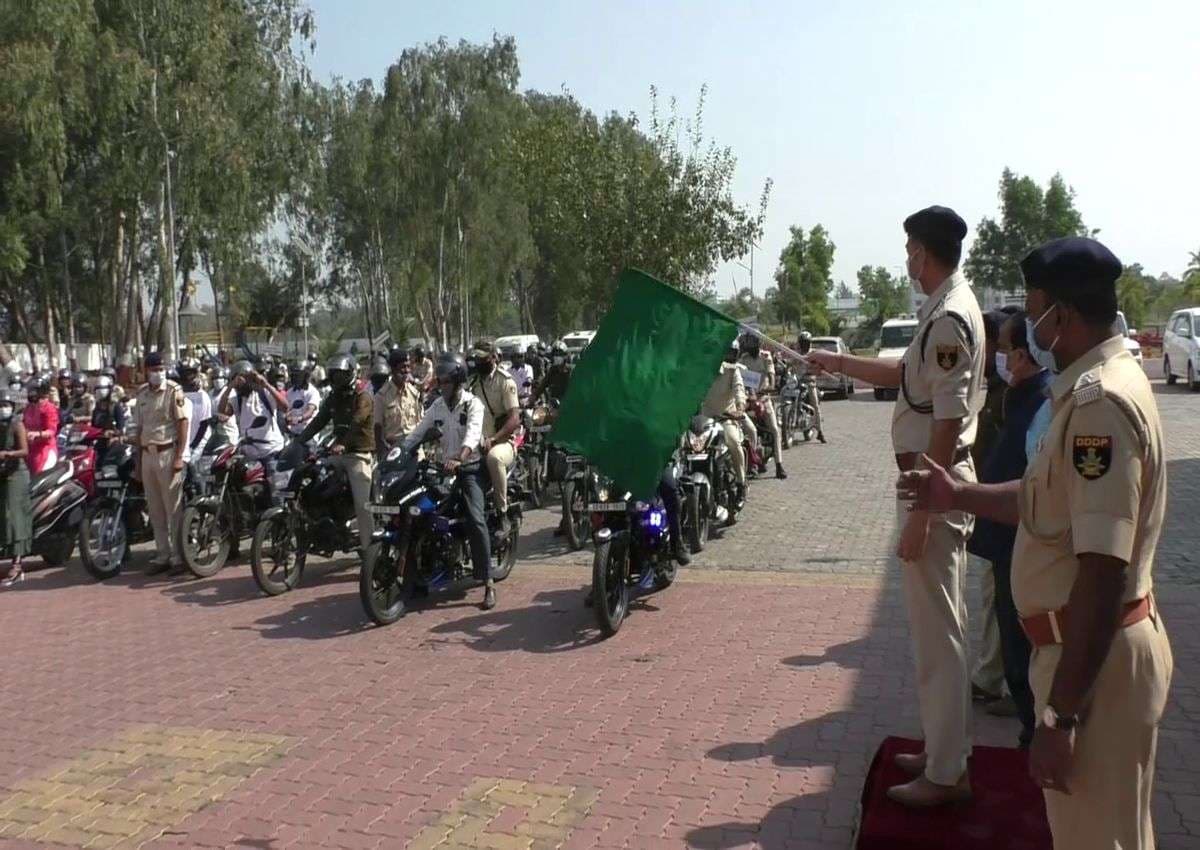 Bike rally in Daman-1