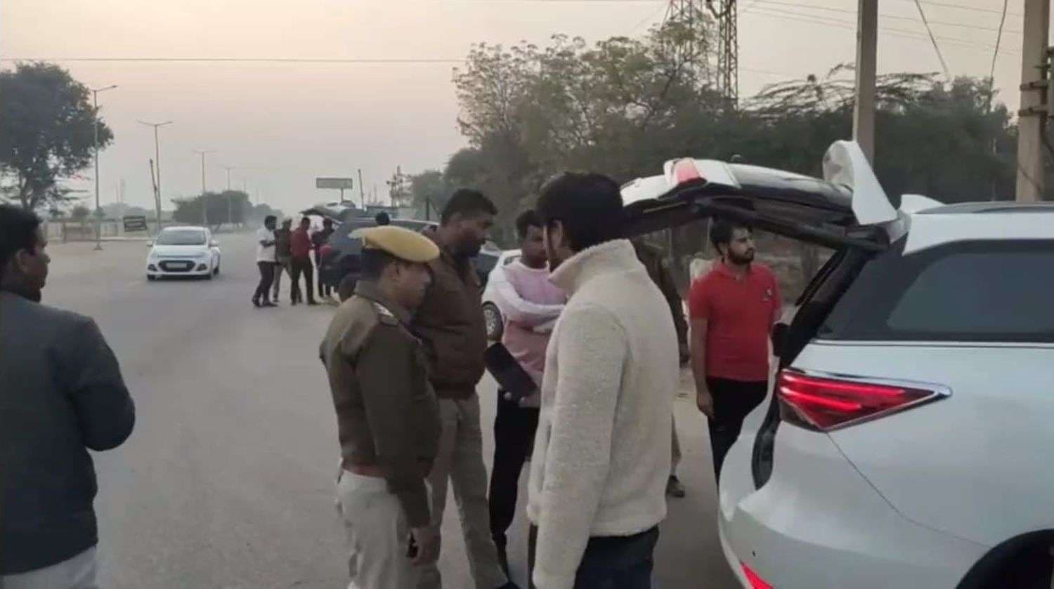 Blockade in Hanumangarh after the killing of gangster in Sikar