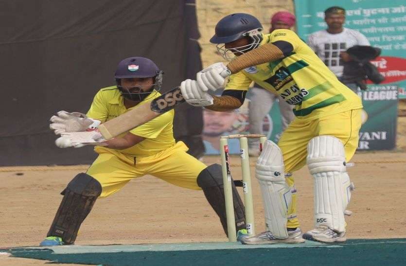 Dholpur Premier League: Chandramal Super King won the match by 6 wickets...see photos