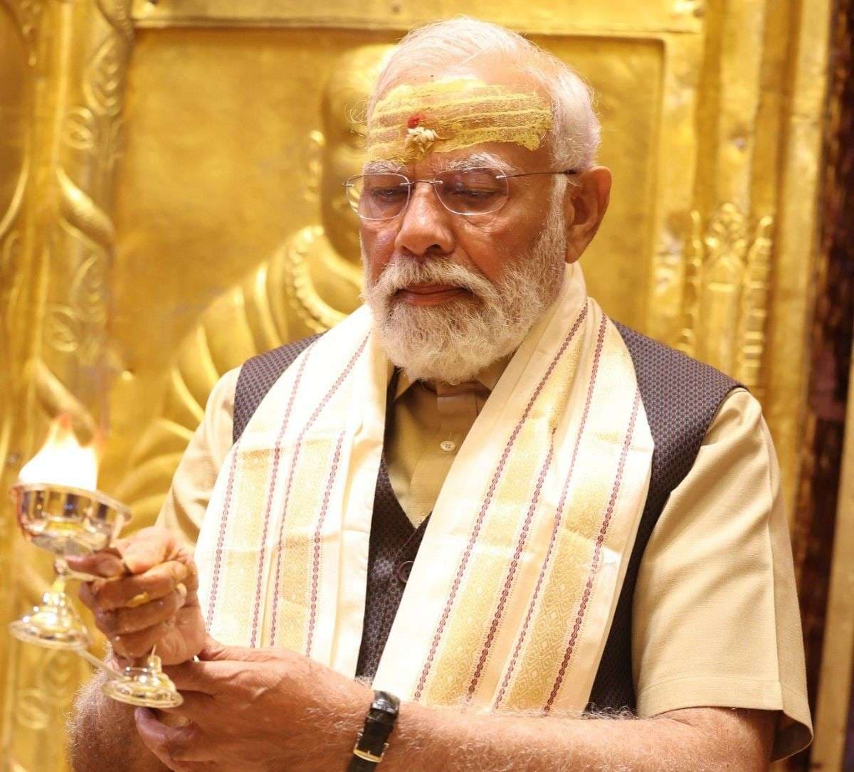 PM in Baba Vishwanath temple Varanasi