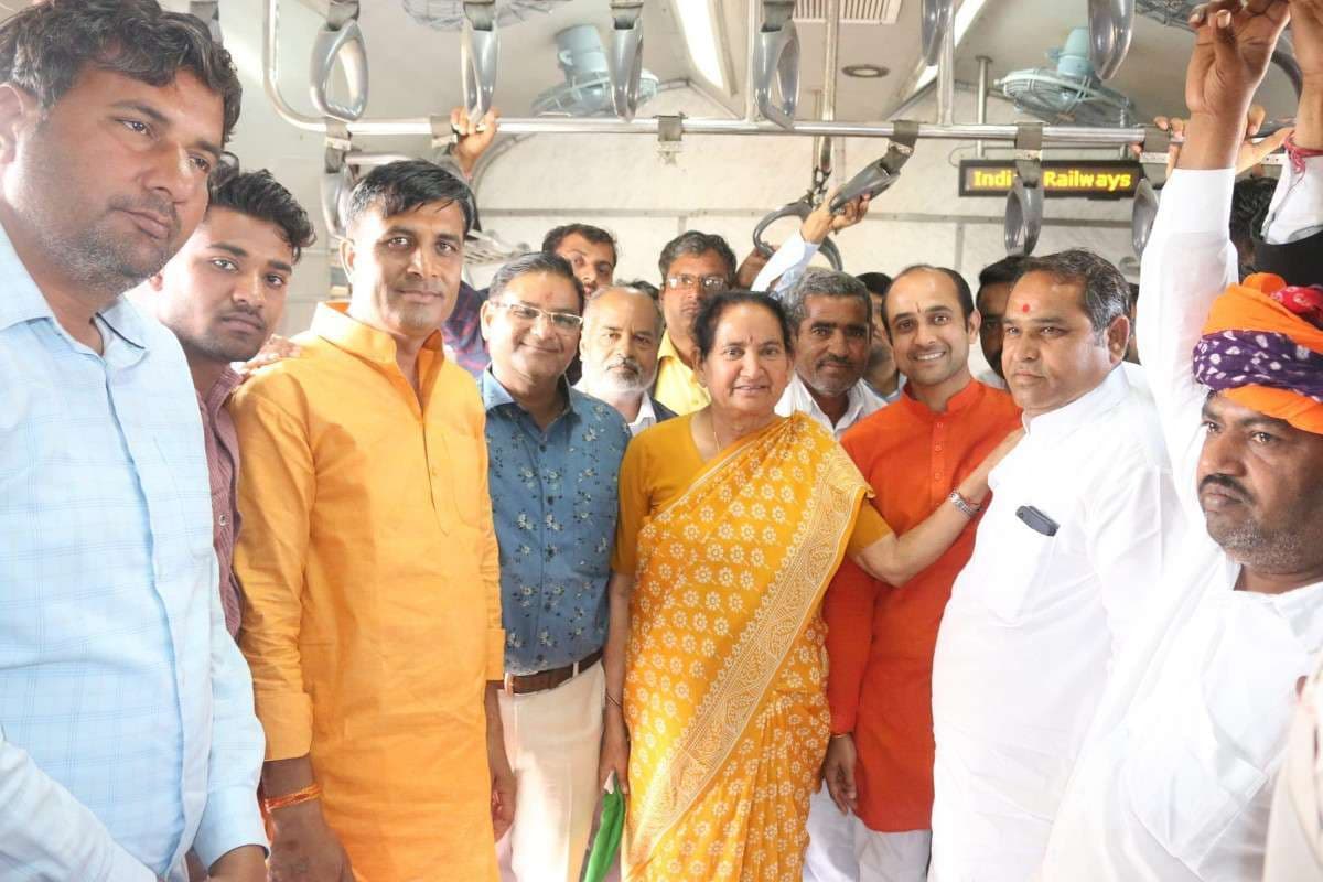 dausa_gangapur_train_line_rajasthan.jpg