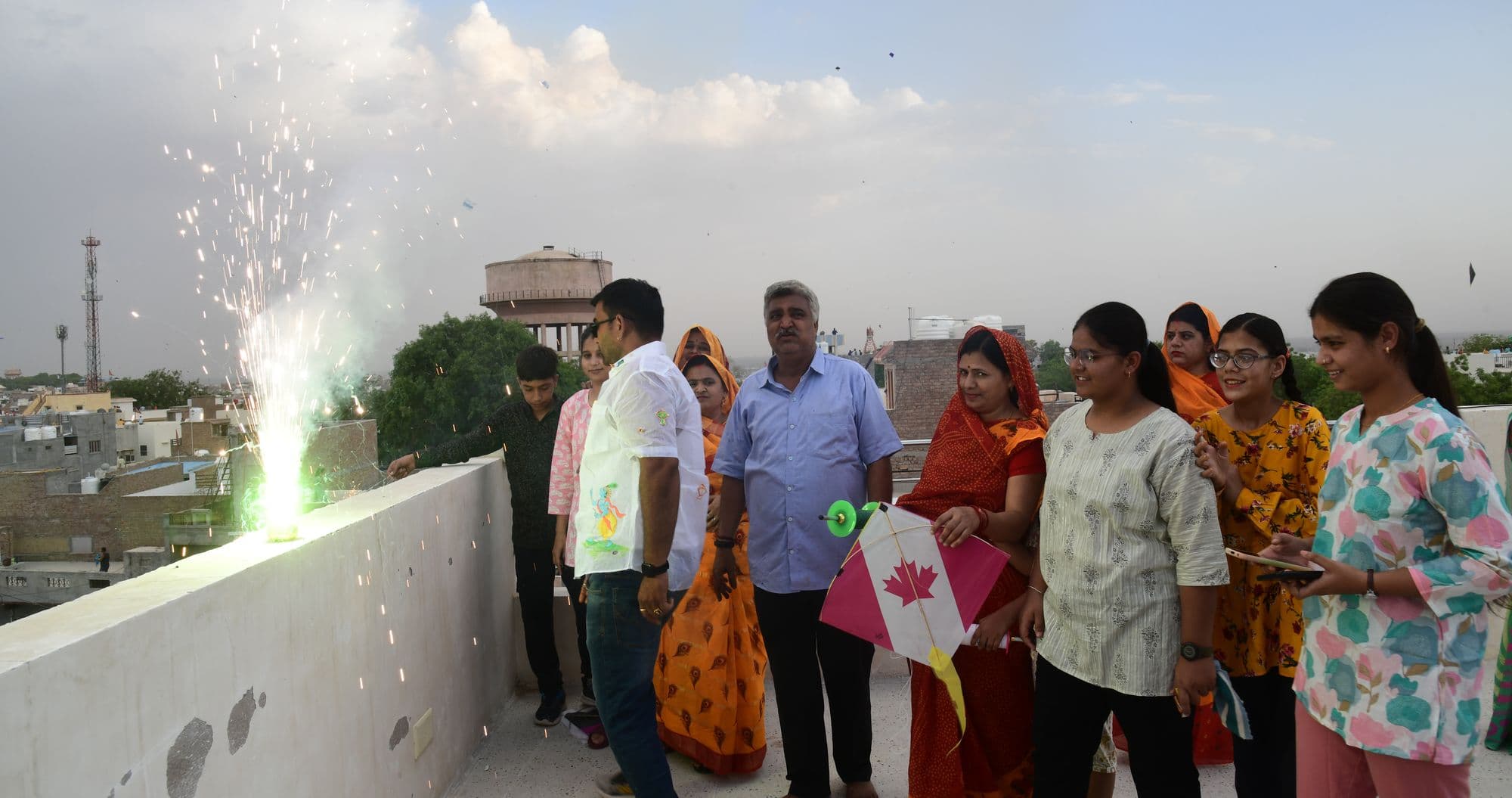 Kites decorated the sky with enthusiasm