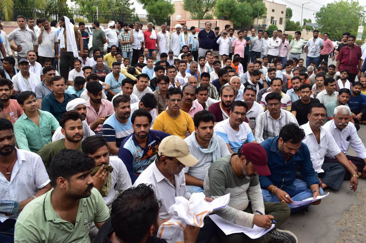 Naveen died of injuries in the attack, people demonstrated in front of the Superintendent of Police office