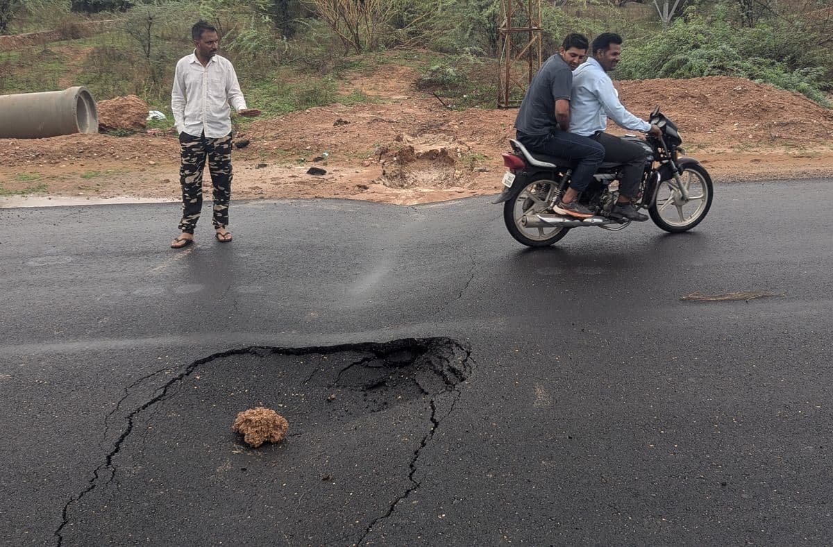 Road near Gogelav Dam worth Rs 18 crore caved in.