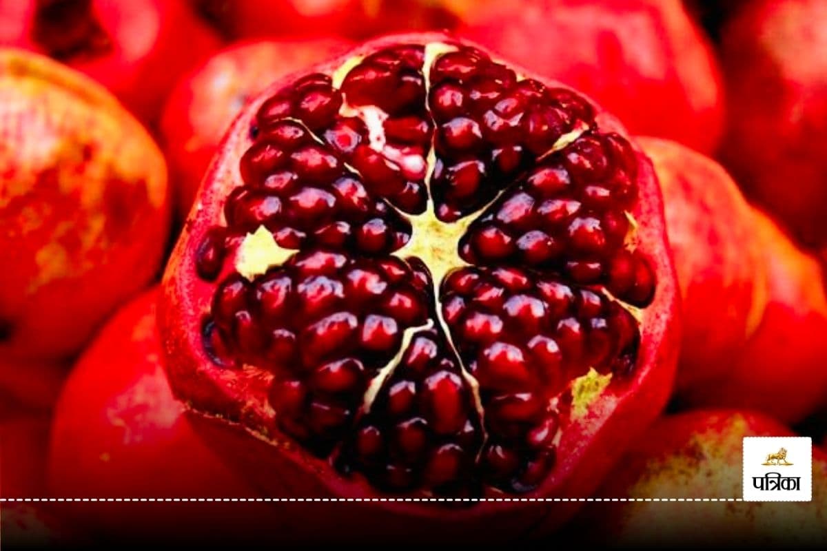 Pomegranate to increase platelet count