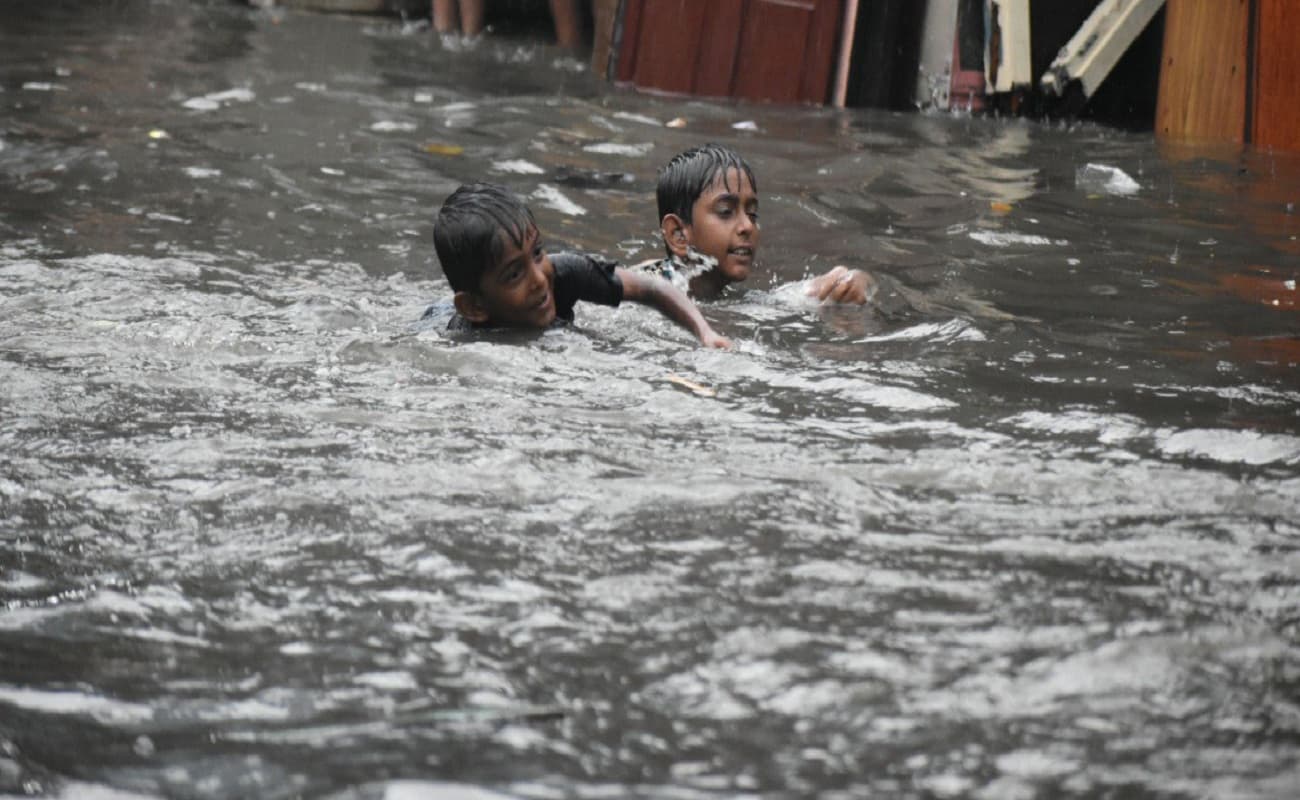 Rain in Kolkata 