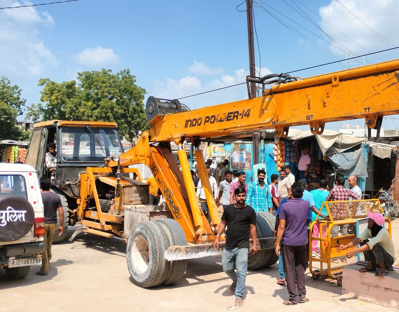 Encroachment removed in front of Parshvanath temple on court orders