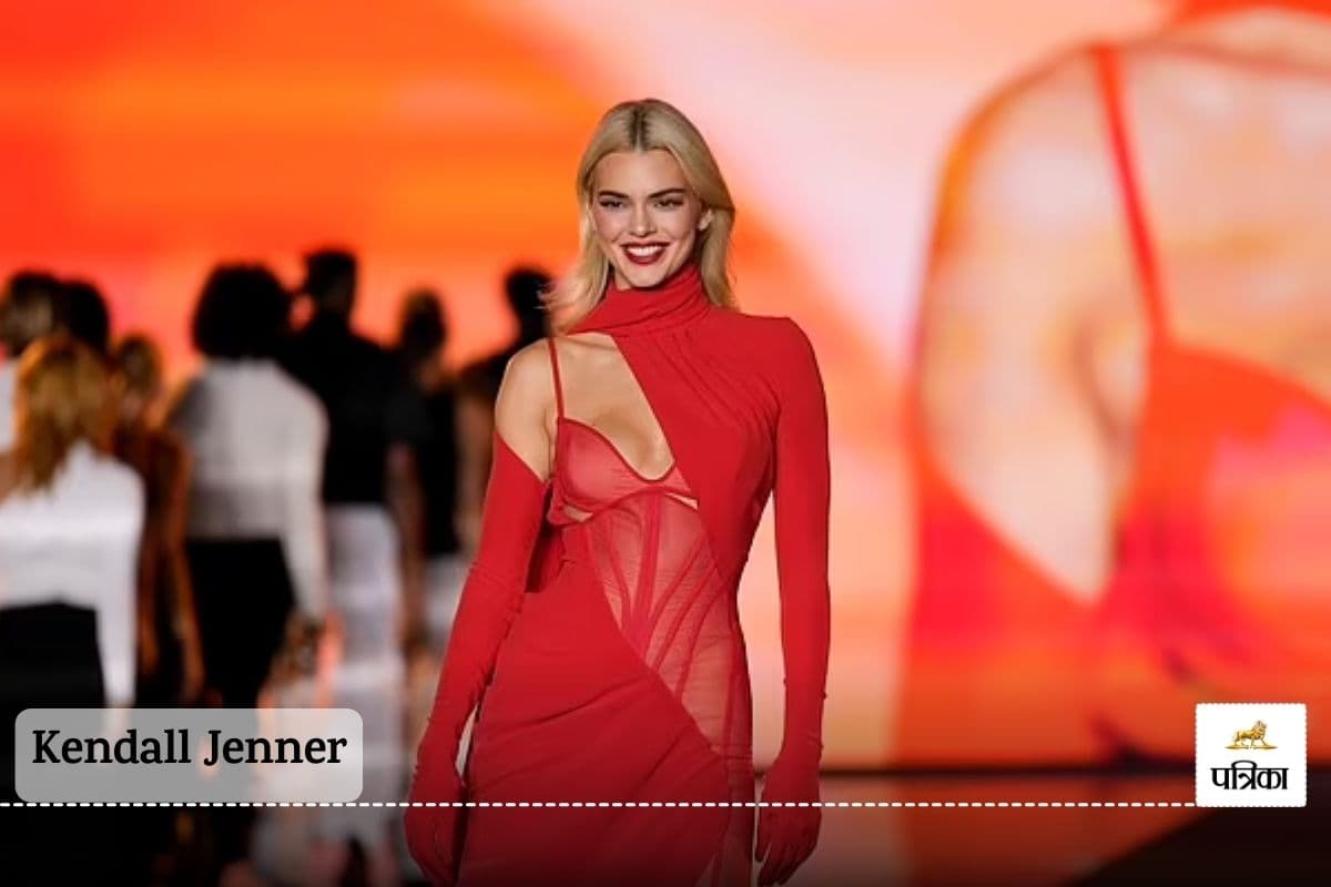 Paris Fashion week: Fashion show on the ramp, see top 7 pictures