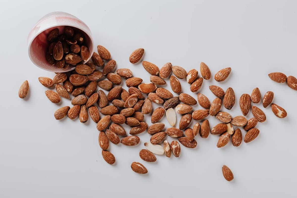 Benefits of Eating Almonds In winter