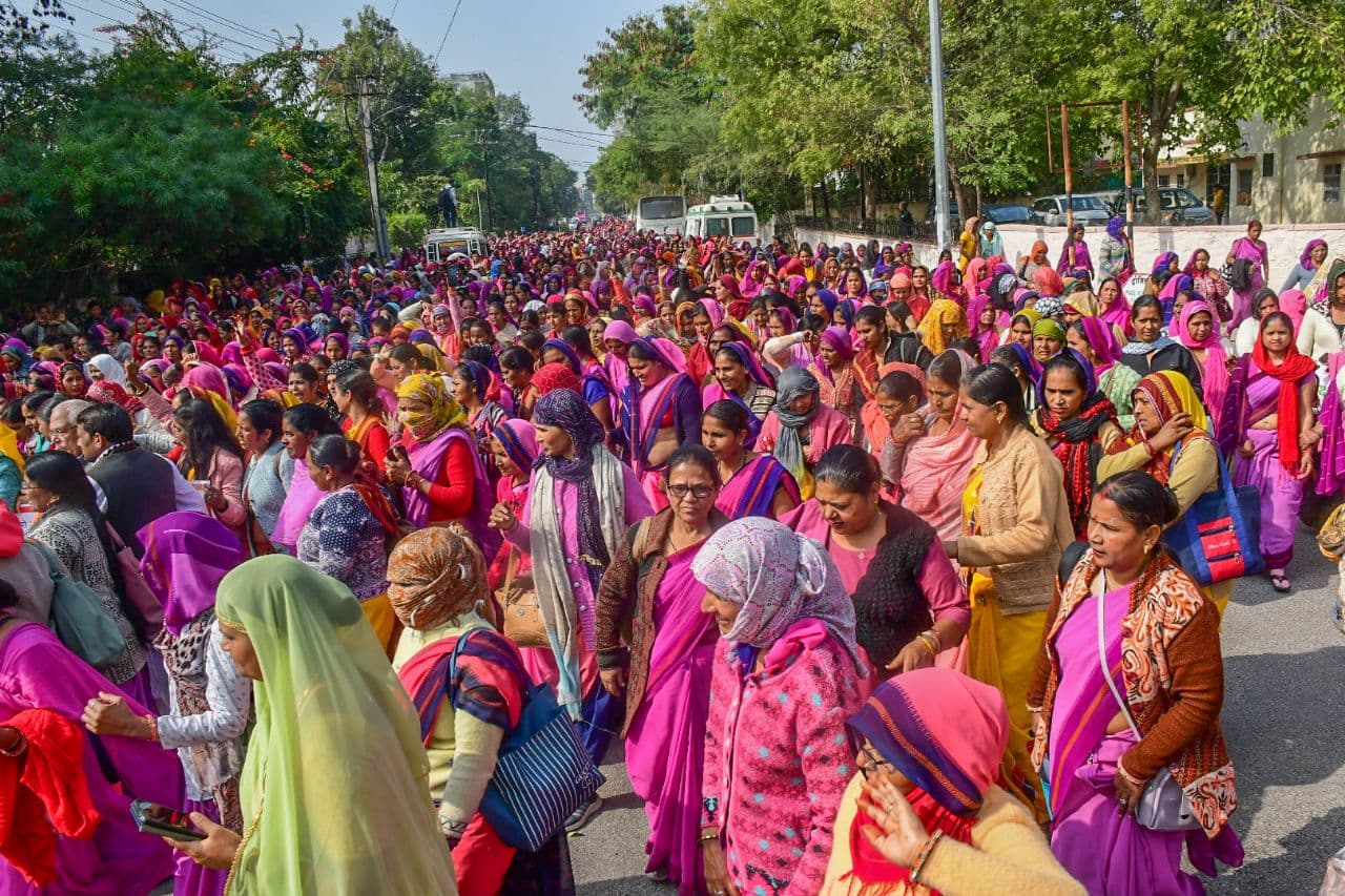 Anganbadi workers protest 