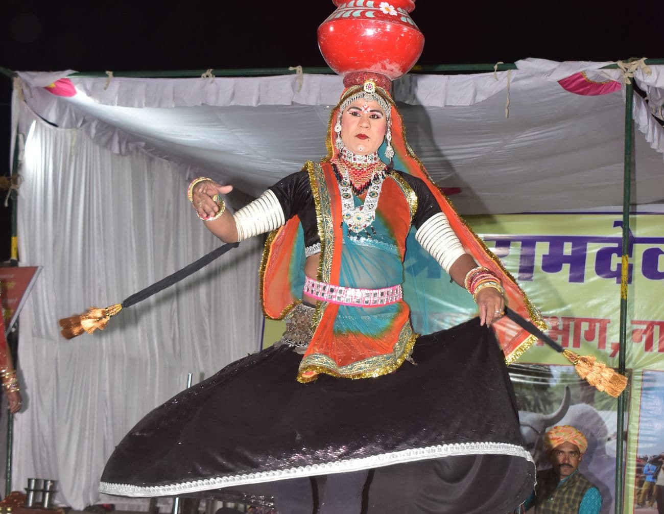 Cultural evening at Animal Fair by Animal Husbandry Department
The audience was mesmerized by the presentation of 'Kesariya Balam Avoni, Padharo Haare Desh...'