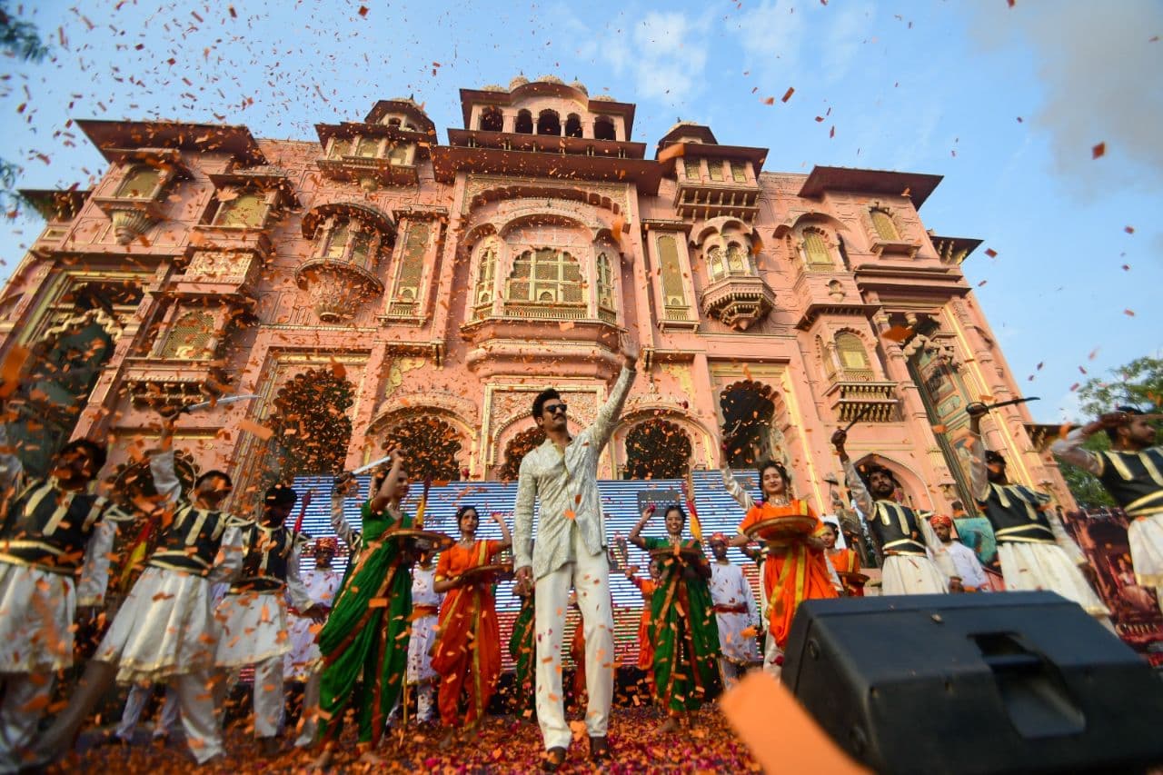 Vikki koushal at patrika gate 