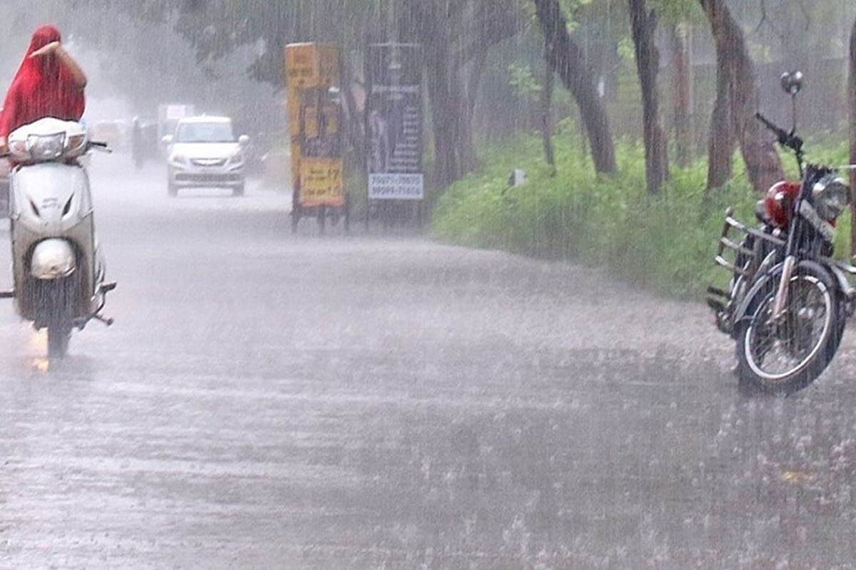 CG Weather Update: पश्चिमी विक्षोभ दिखाएगा असर! अगले 3 दिन तक इन जिलों में होगी बारिश, IMD का अलर्ट जारी