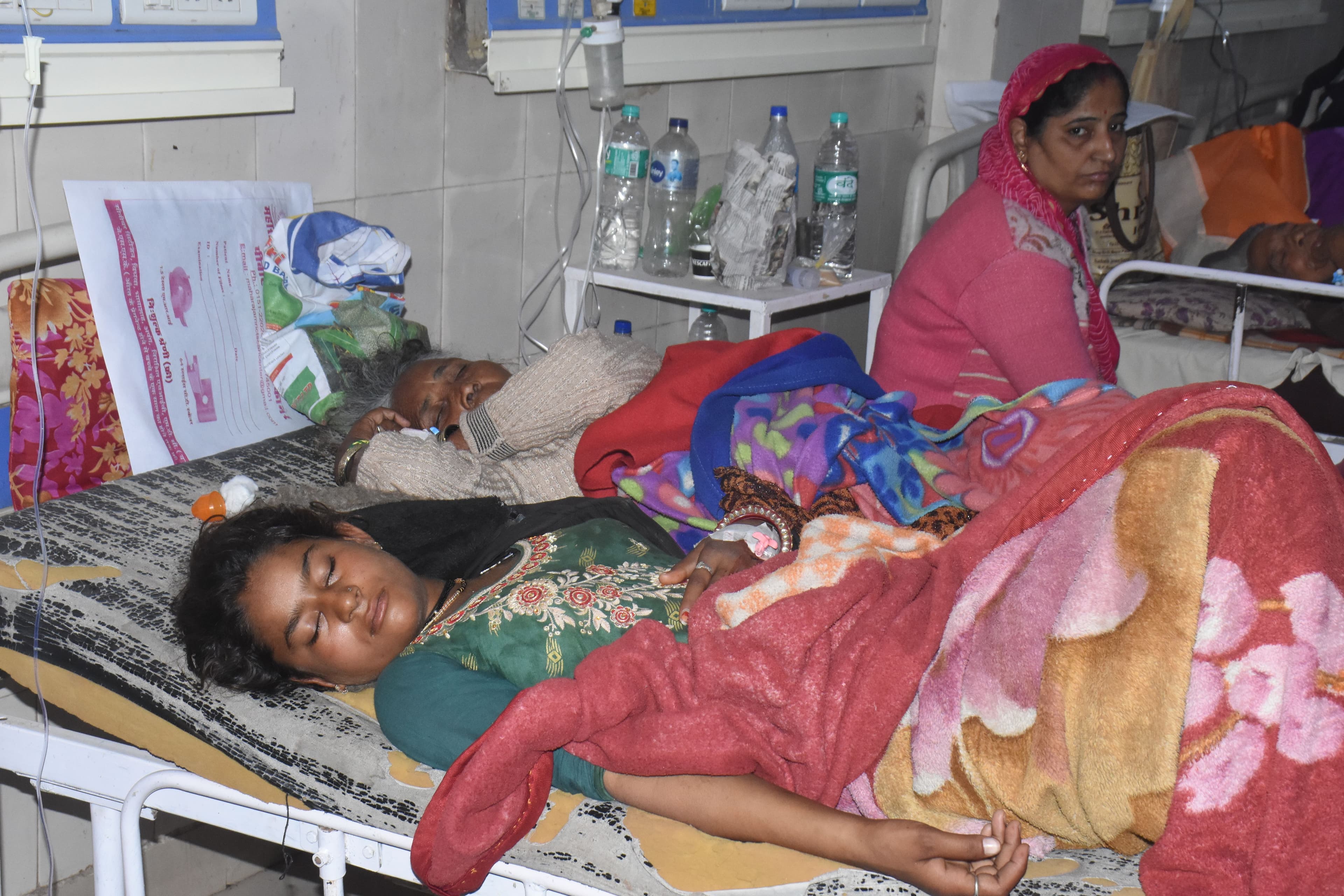 Safety of patients at stake, two on one bed