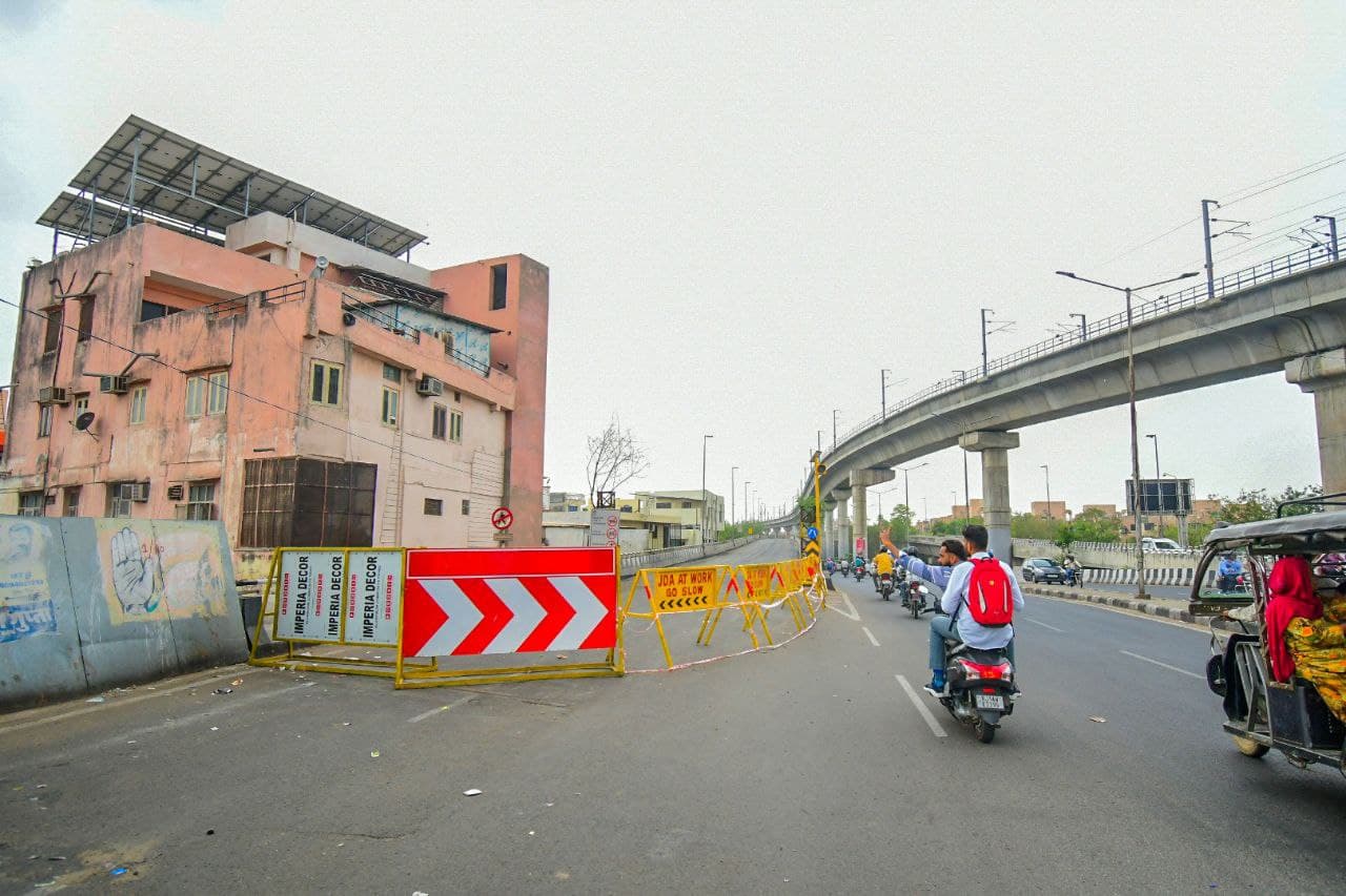 Ajmer road alivated road