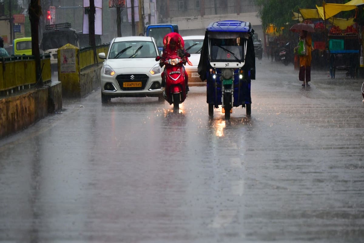 Monsoon 2025: एक्टिव हुआ प्री-मानसून… अगले 7 दिनों तक बारिश का यलो अलर्ट जारी, जानें IMD का लेटेस्ट अपडेट