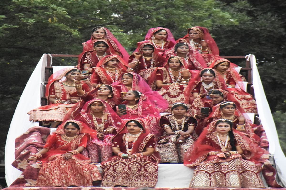 Mass Marrige