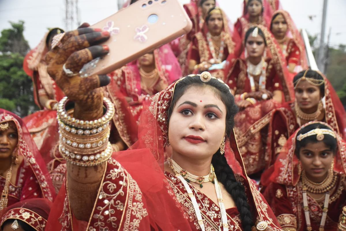 Mass Marrige
