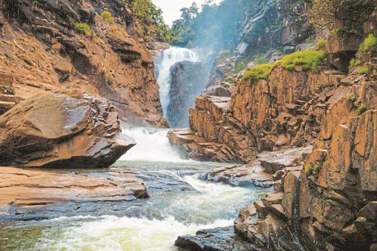 CG Tourism Place: मानसून के साथ लौटा प्राकृतिक झरनों का सौंदर्य, तस्वीरें मोह लेंगी मन… आप भी जरूर जाए घूमने