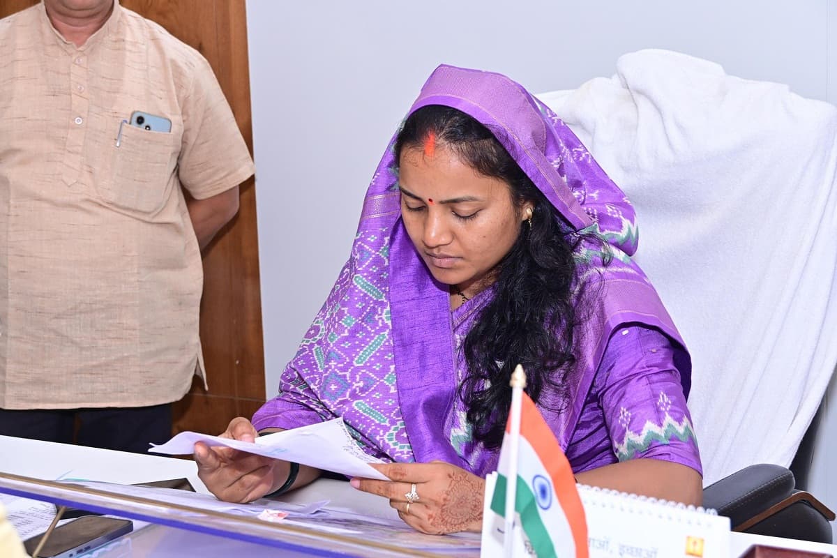 CG News: मंत्री लक्ष्मी राजवाड़े के प्रयास से इस जिले को मिली सड़कों की सौगात, निर्माण के लिए करोड़ों की मंजूरी
